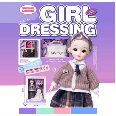 Лялька Q-A 18 (72/2) висота - 30 см, тіло — пластик, голова — гума, шарнірні з’єднання суглобів, знімне взуття, змінний одяг, аксесуари, в коробці