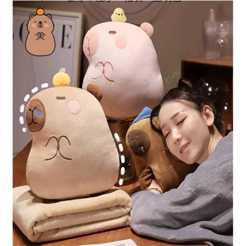 М`яка іграшка M 18207 (50) “Капібара”, 30 см, плед: 140х190 см, муфта