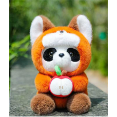 М`яка іграшка M 18550 (100) “Панда“, висота 34см, сидяче положення, знімний капюшон, пластикові оченята, “тримає“ яблуко в лапках