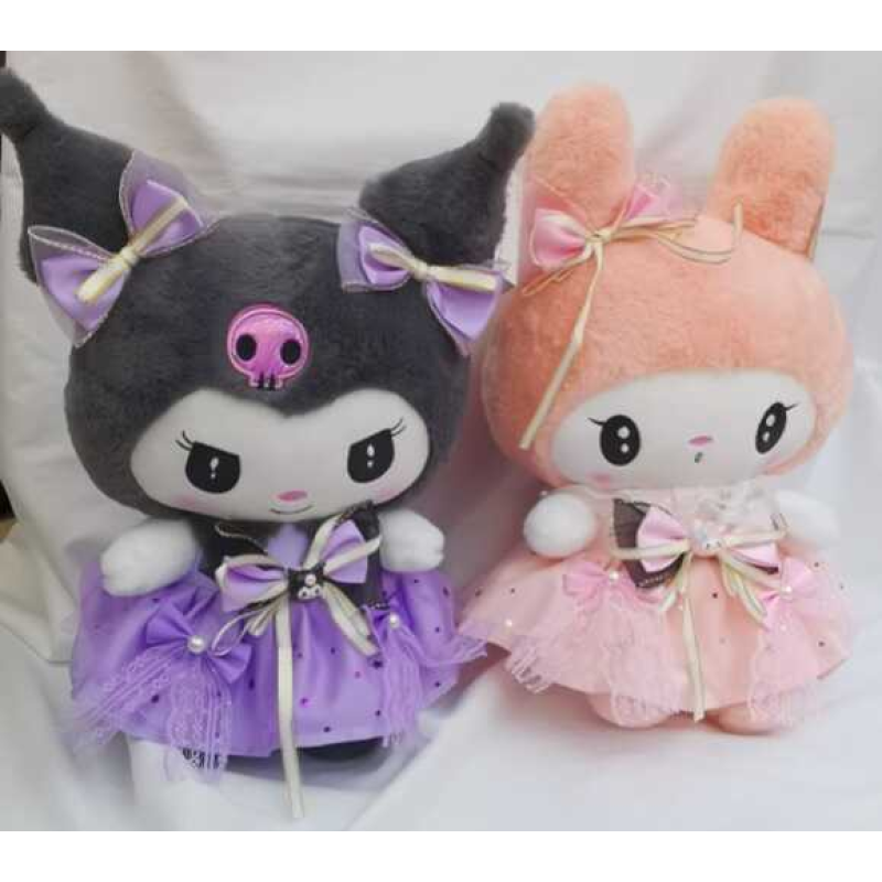 М`яка іграшка M 18657 (100) 2 види, герой, висота - 35 см, пришита сукня з бантиком