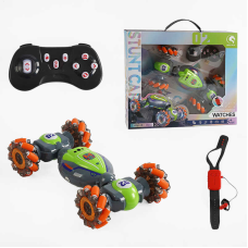 Машина на радіокеруванні 1840-2 (24) звук, підсвічування, роликові колеса, акумулятор 3.7 V, пульт 2.4 Ghz+браслет, USB-кабель, в коробці