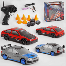 Машина на радіокеруванні SC 24 A 01 / 06 (36) 2 кольори, акумулятор 3.7 V, підсвічування фар, дорожні конуси, в коробці