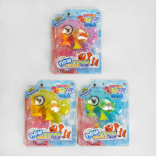 Пістолет з мильними бульбашками JNH 802 (96/2) “Рибка“, 3 кольори, механічний, підсвічування, пляшечка з розчином, на листі, ВИДАЄТЬСЯ ТІЛЬКИ МІКС ВИДІВ