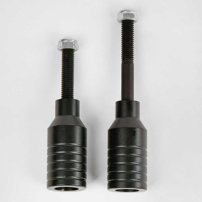 Пеги для трюкового самоката FD - 6101 (250/125) ЦІНА ЗА 2 ШТУКИ В ПАКЕТІ, колір чорний, анодоване фарбування, матеріал алюміній, довжина - 5.5см Пеги для трюкового самоката FD - 6101 (250/125) ЦІНА ЗА 2 ШТУКИ В ПАКЕТІ, колір чорний, анодоване фарбування, матеріал алюміній, довжина - 5.5см