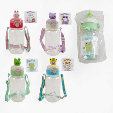 Пляшка для води C 69359 (80) 600 мл, пластикова, наліпки, ремінець, трубочка, пластикова застібка із запобіжником, в пакеті, ВИДАЄТЬСЯ ТІЛЬКИ МІКС ВИДІВ