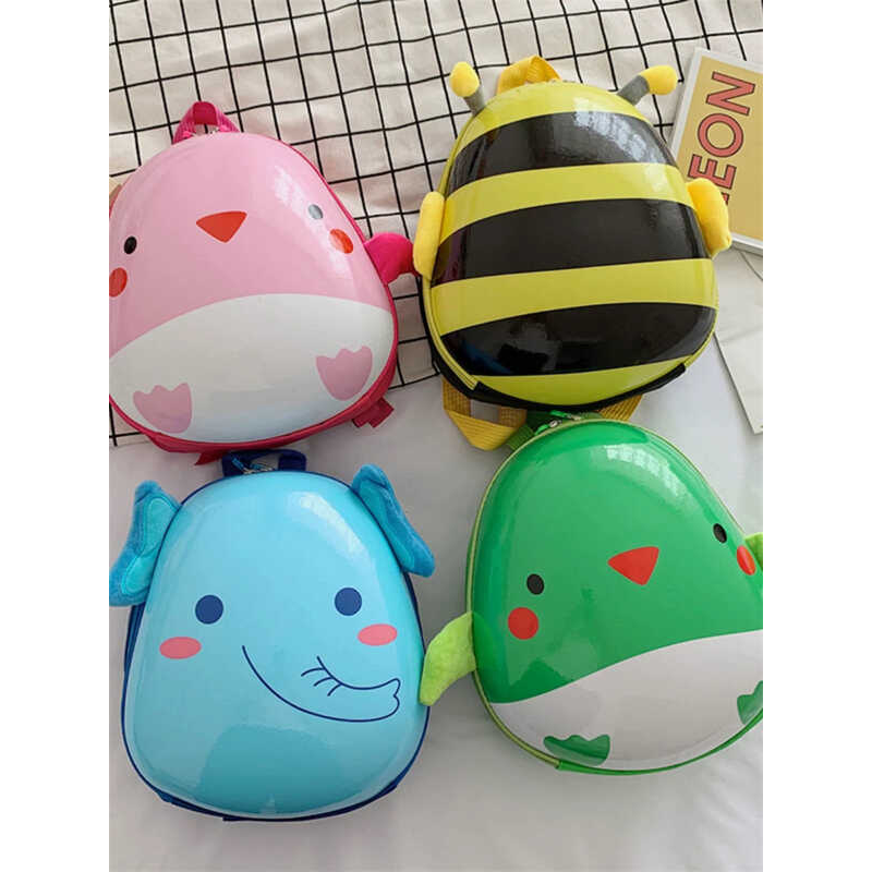 Рюкзак C 68700 (130)висота - 27 см, твердий корпус, одне відділення, внутрішня кишеня, м“які регульовані лямки, ручка-тримач, ВИДАЄТЬСЯ МІКС ВИДІВ, у пакеті