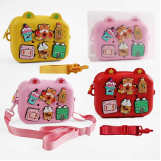 Сумка DMB 001 (72/2)  розмір - 18х6.5х12.5 см, гумова, ремінець, застібка, прикраси, в коробці, ВИДАЄТЬСЯ МІКС ВИДІВ