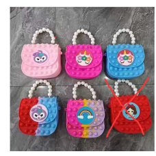 Сумочка C 69405 (360) 1 відділення, поп іт, висота 19 см, магнітна застібка, ланцюжок, в пакеті, ВИДАЄТЬСЯ ТІЛЬКИ МІКС ВИДІВ