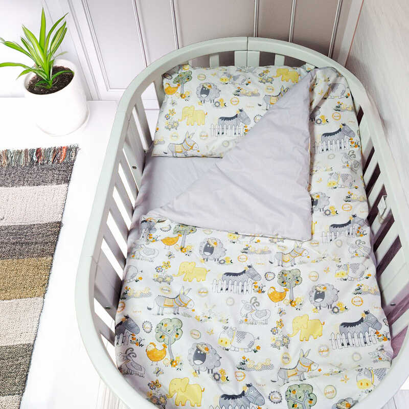 гр Змінний комплект постільної білизни для овального ліжечка “Тварини“ 99869 (1) тканина РАНФОРС, розмір 110*90 см “Bimbo“ гр Змінний комплект постільної білизни для овального ліжечка “Тварини“ 99869 (1) тканина РАНФОРС, розмір 110*90 см “Bimbo“