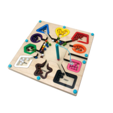 Дошка логічна C 71024 (48) дерев’яна, магнітна гра - сортер, кульки, назви кольорів англійською мовою, стилус, в коробці